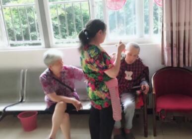 重庆沙坪坝区老有所依老年公寓_重庆8000元养老院排名前十,重庆高端养老院价格