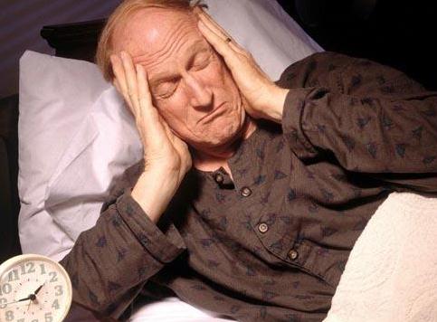 中老年人总是失眠怎么办呢？