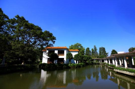 合一健康珠海白藤湖度假养老基地_珠海连锁养老院,珠海养老院排名