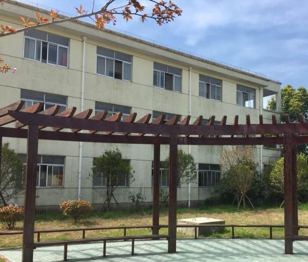 海盐县百步镇银康养护院_嘉兴正规老年护理院地址在哪