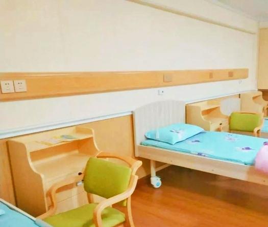 东方亮社区颐养院_肇庆带医疗养老社区,肇庆居民社保在哪里买